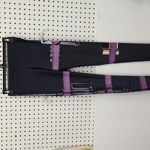 𝅺gear bunch Guns and makeup leggings women's size small EUC